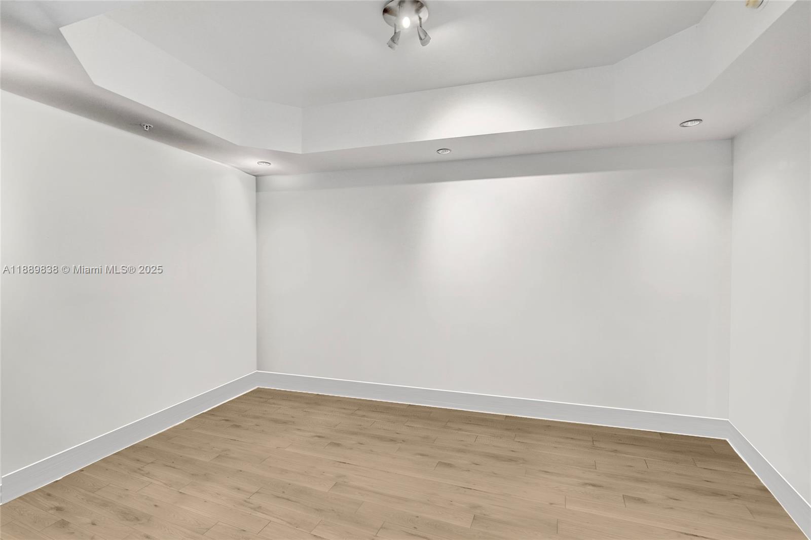 3535 S Ocean Dr # 1703