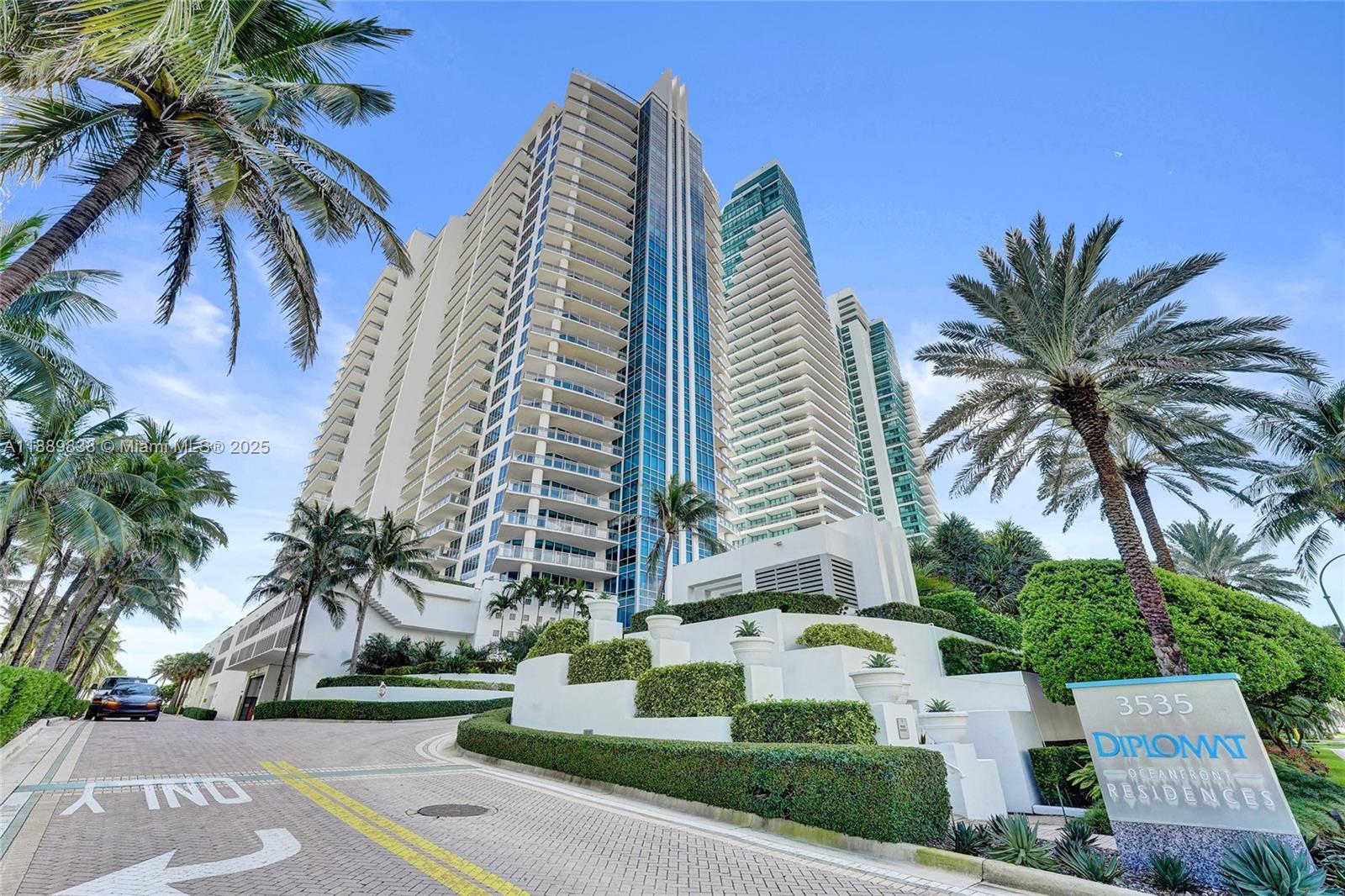 3535 S Ocean Dr # 1703