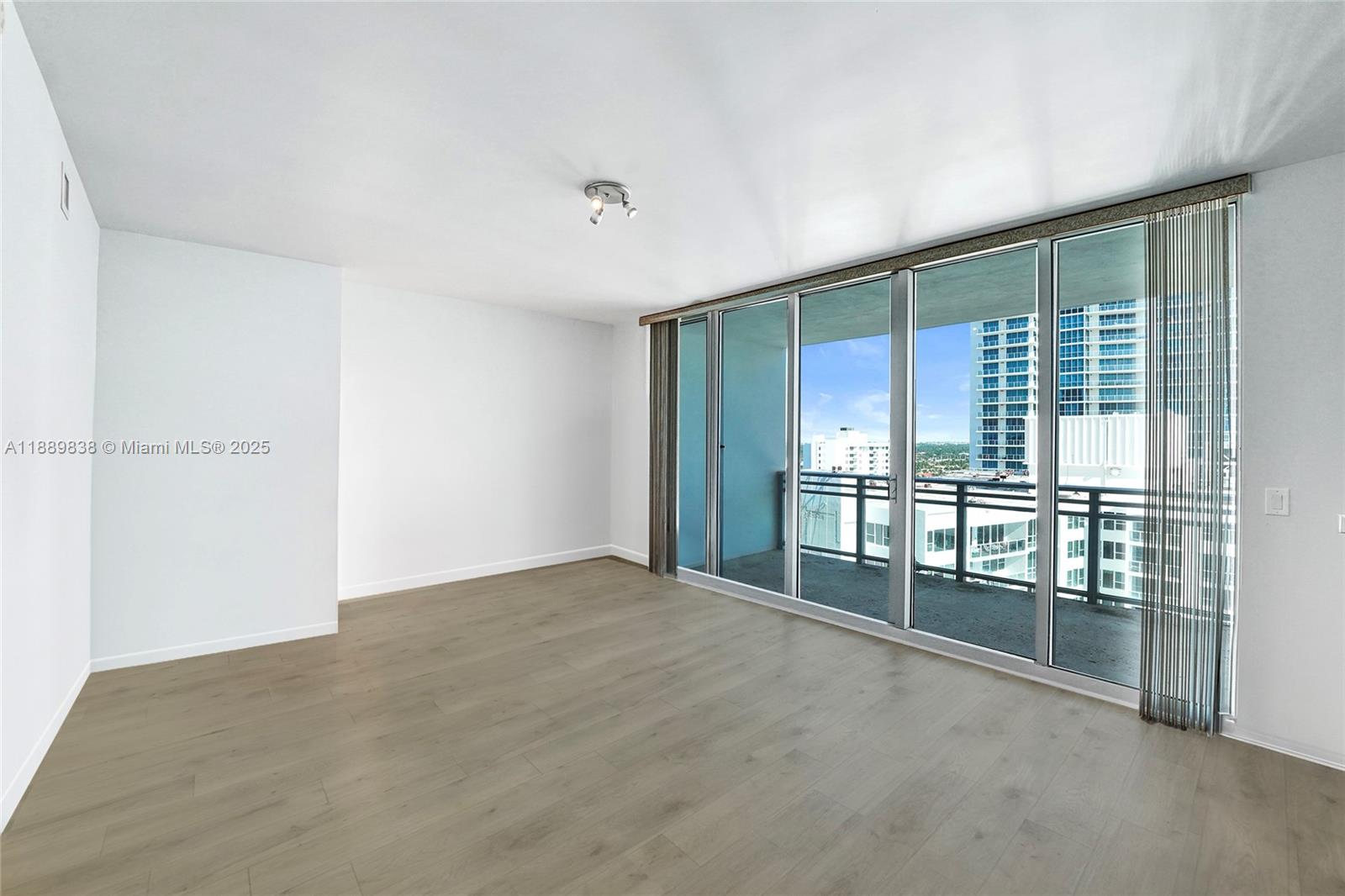 3535 S Ocean Dr # 1703