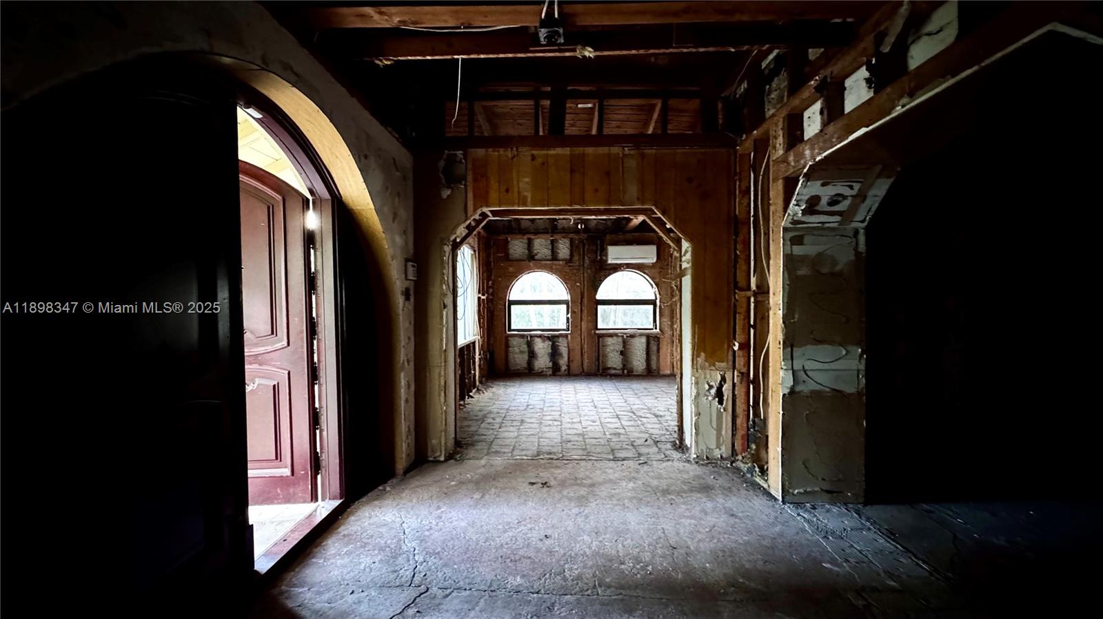 511 NE 119th St, Biscayne Park