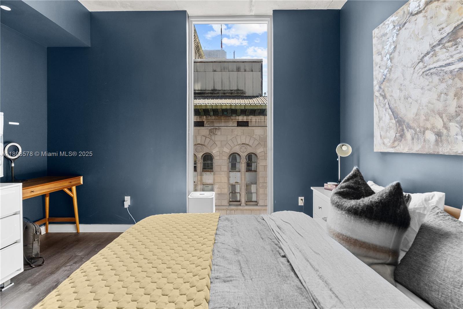 151 SE 1st St # 1402, Miami Unit: 1402