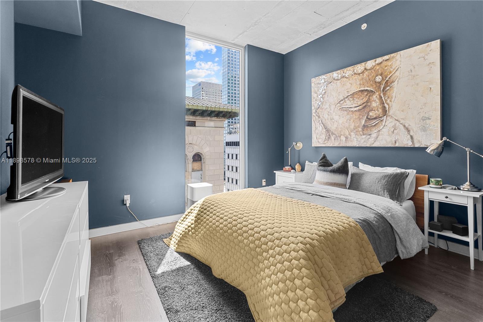 151 SE 1st St # 1402, Miami Unit: 1402