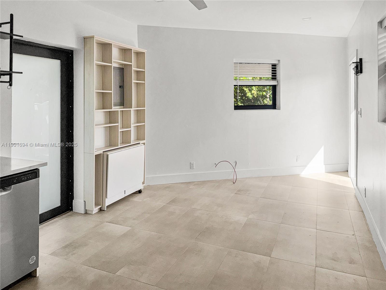 551 NE 26th St # 4, Wilton Manors Unit: 4