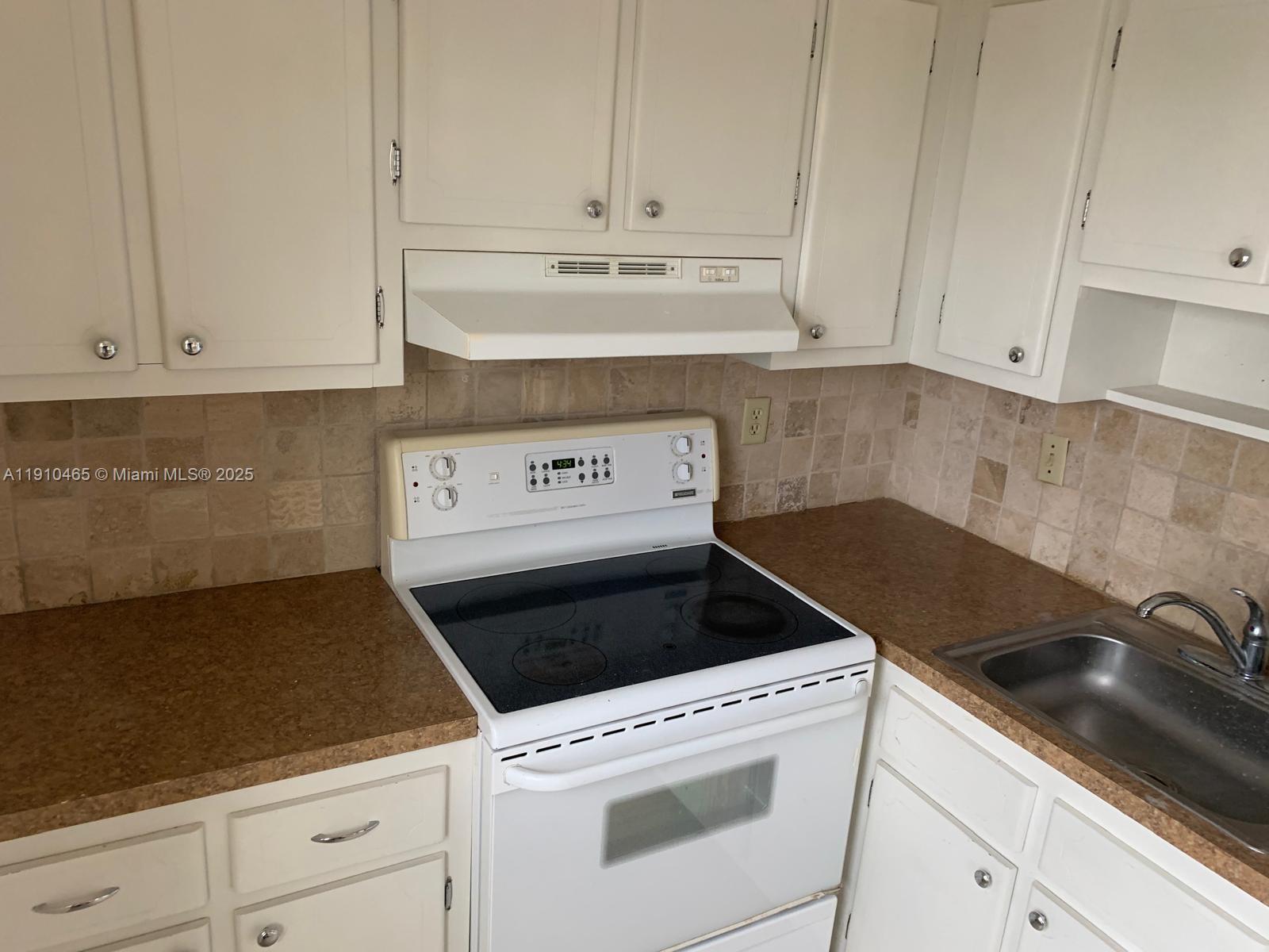 710 N Ocean Blvd # 812