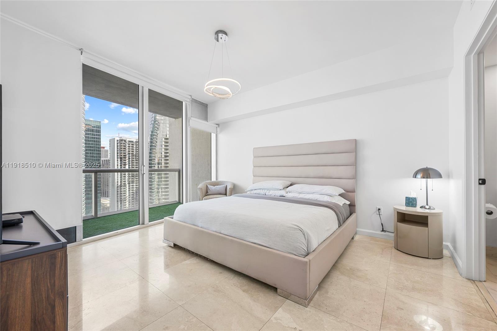 485 Brickell Ave # 3503