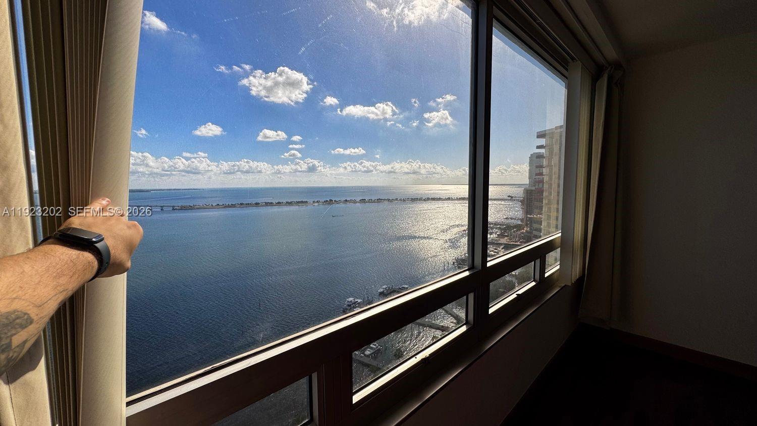 1541 Brickell Ave # C2705