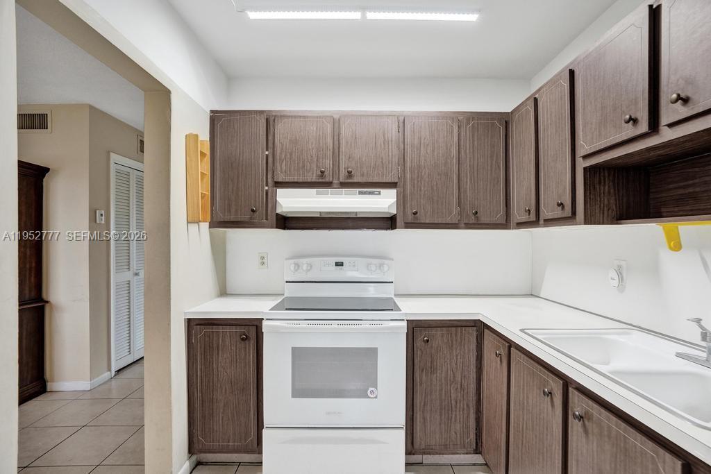 4731 NW 10th Ct # 314