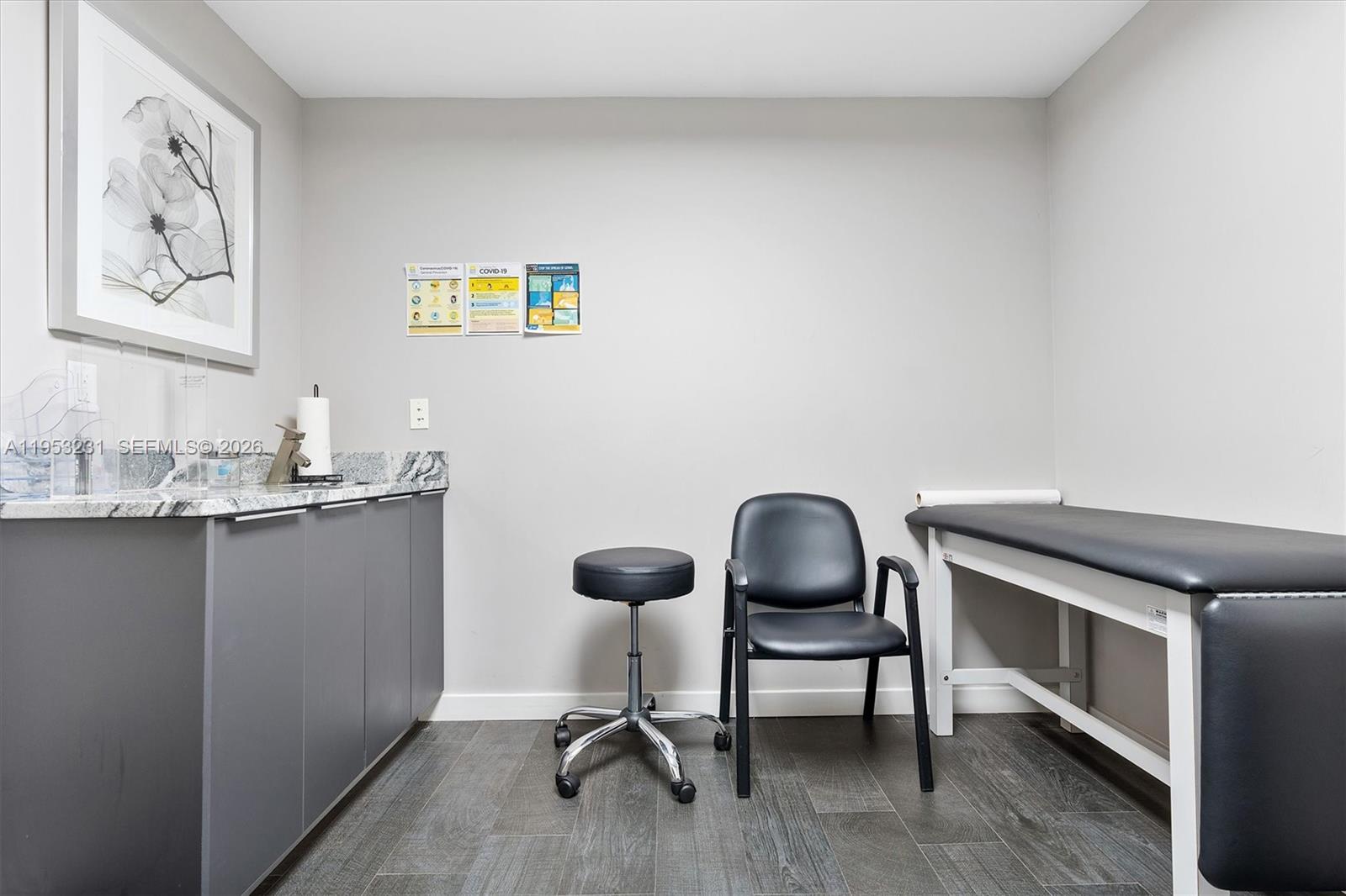 2482 SW Secoffee Ter