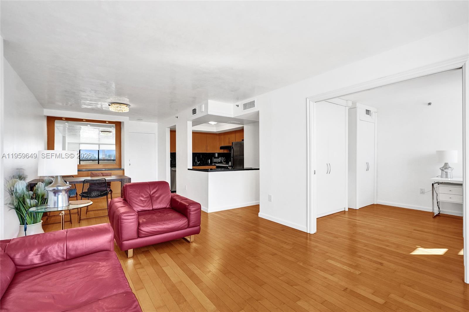 1775 Washington Ave # 4 Unit: PH-4