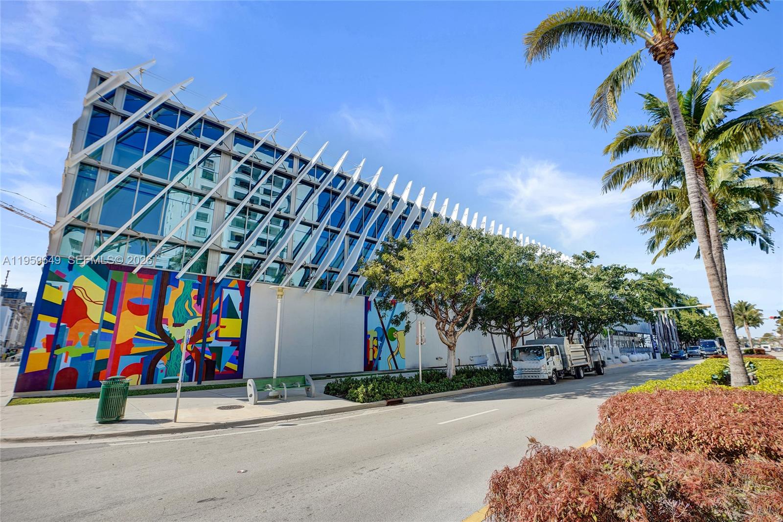 1775 Washington Ave # 4 Unit: PH-4