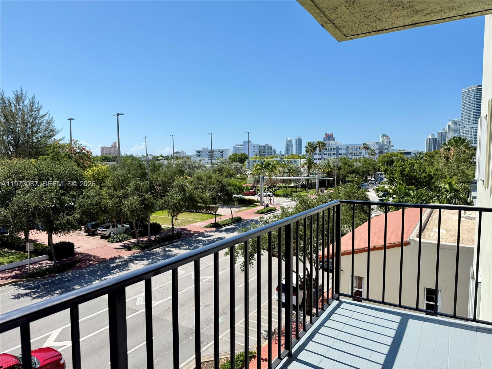 1236 Alton Rd # 401