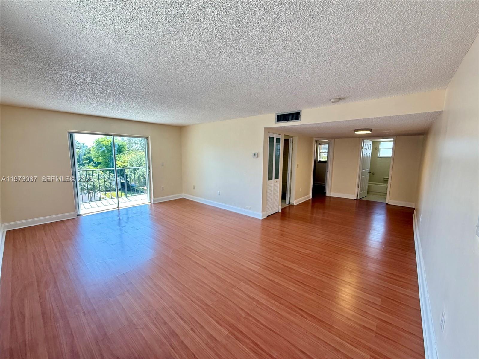 1236 Alton Rd # 401
