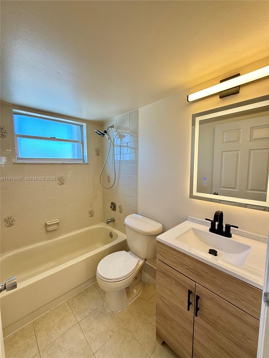 1236 Alton Rd # 401