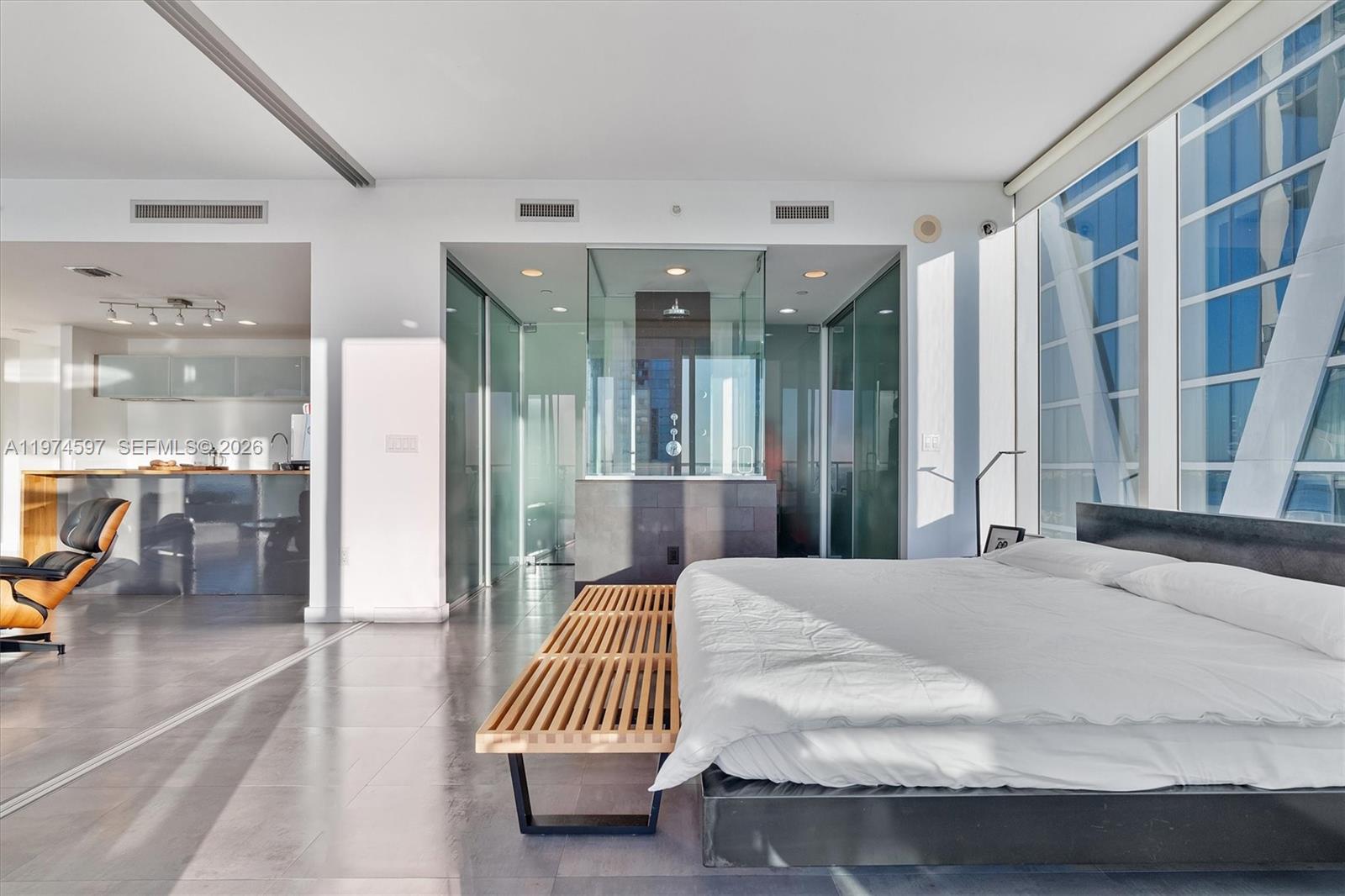 1040 Biscayne Blvd # 3807