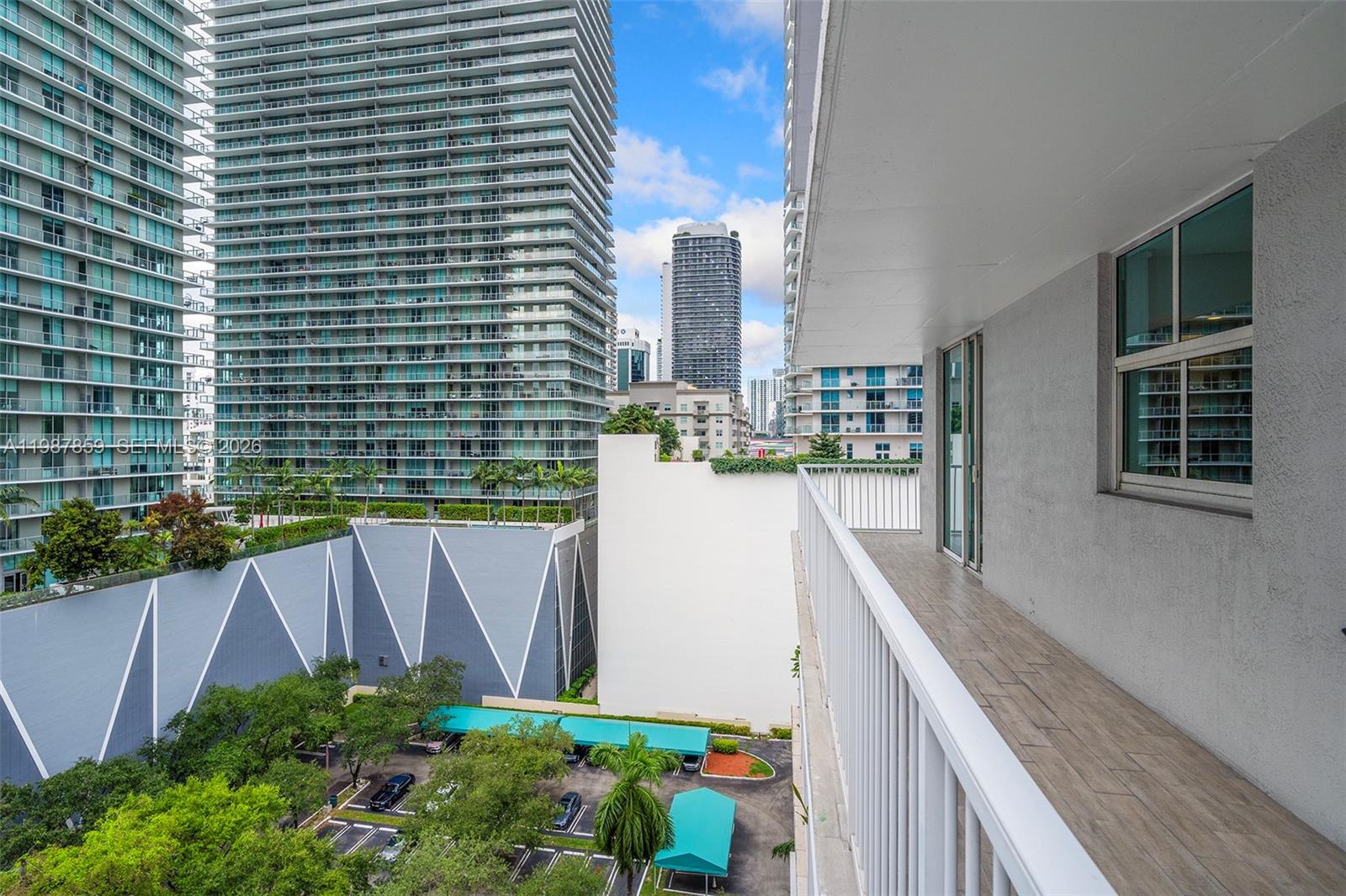 1250 S Miami Ave Unit: 1015