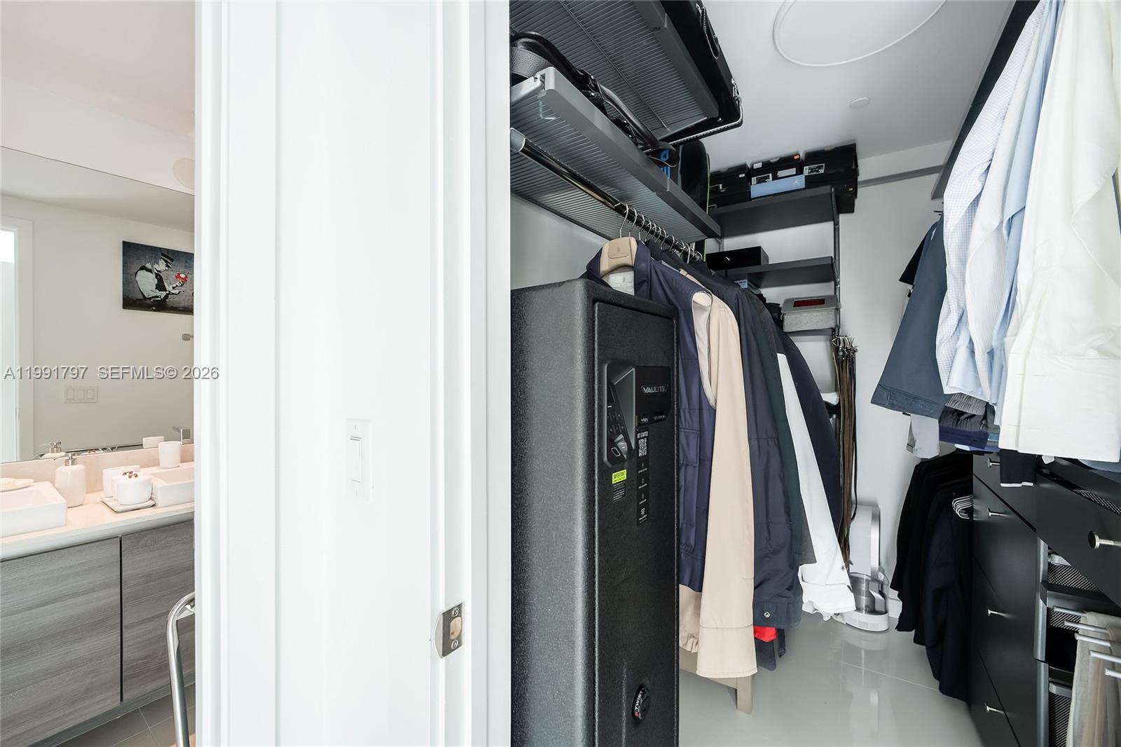 1080 Brickell Ave # 1603