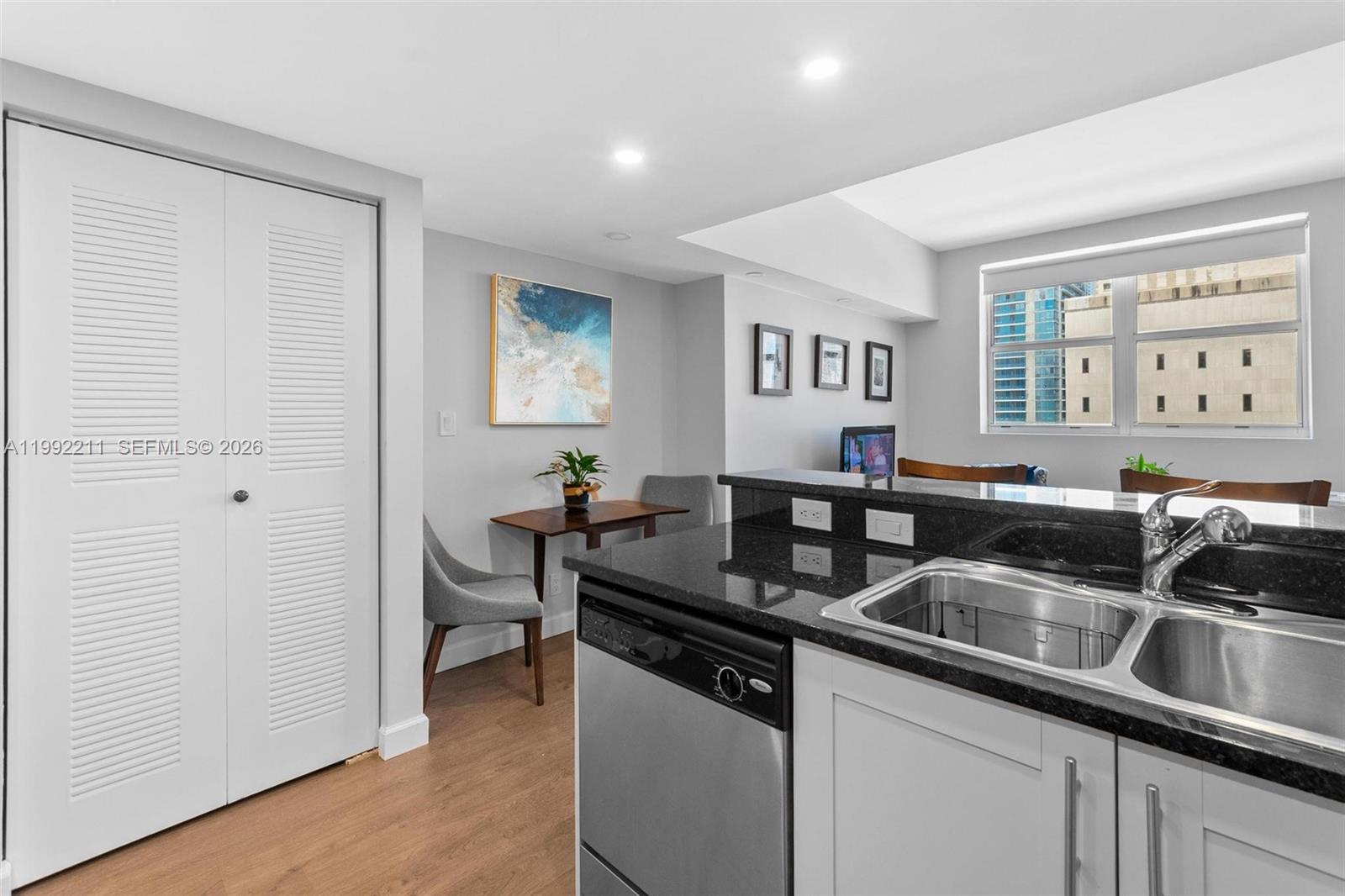 111 E Flagler St # 909