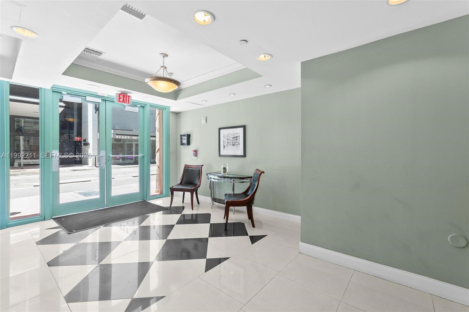 111 E Flagler St # 909