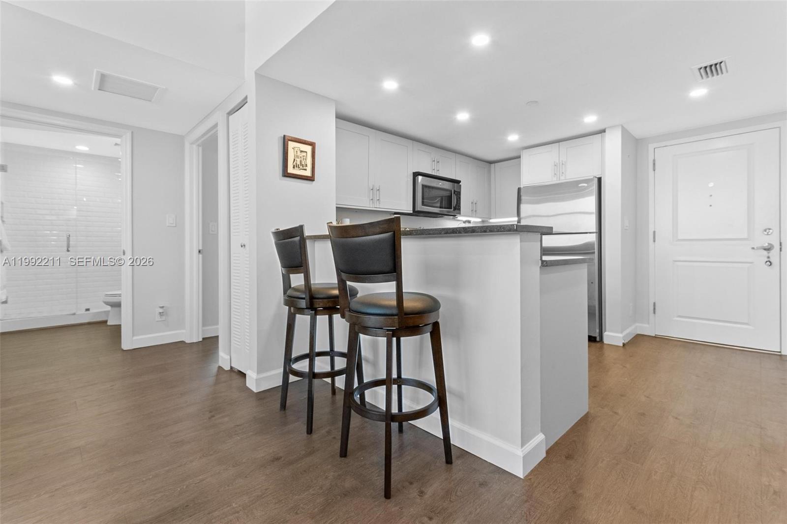 111 E Flagler St # 909