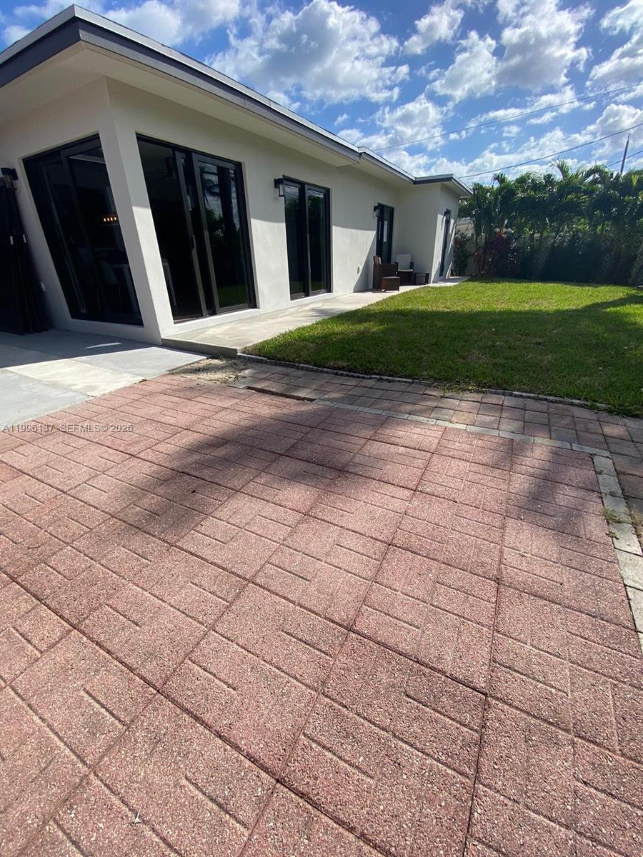234 Avalon Ave
