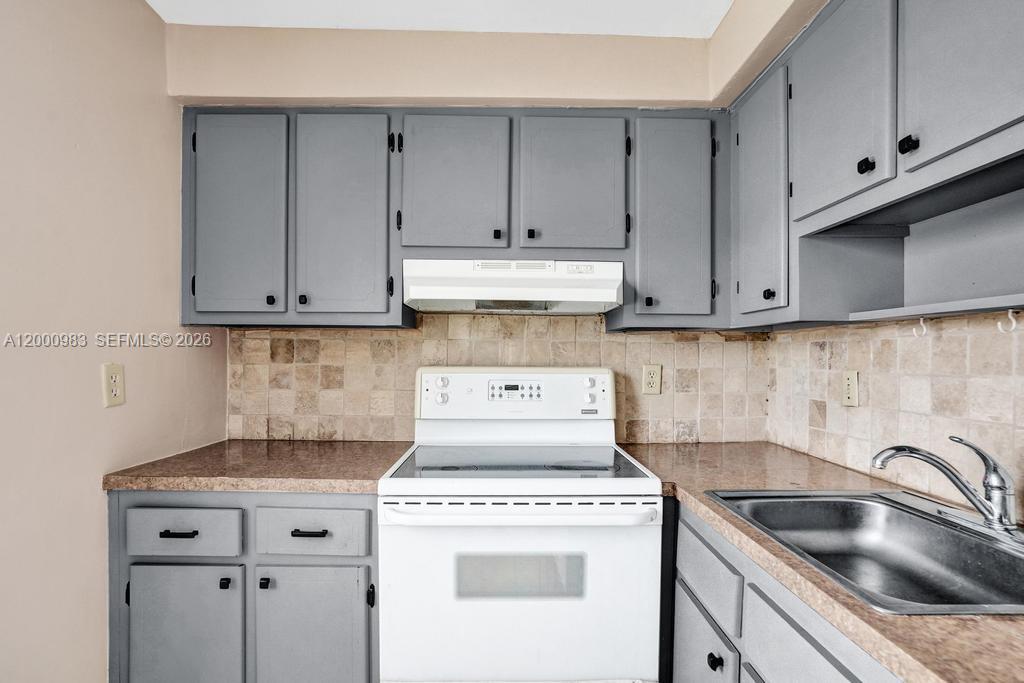 710 N Ocean Blvd # 812