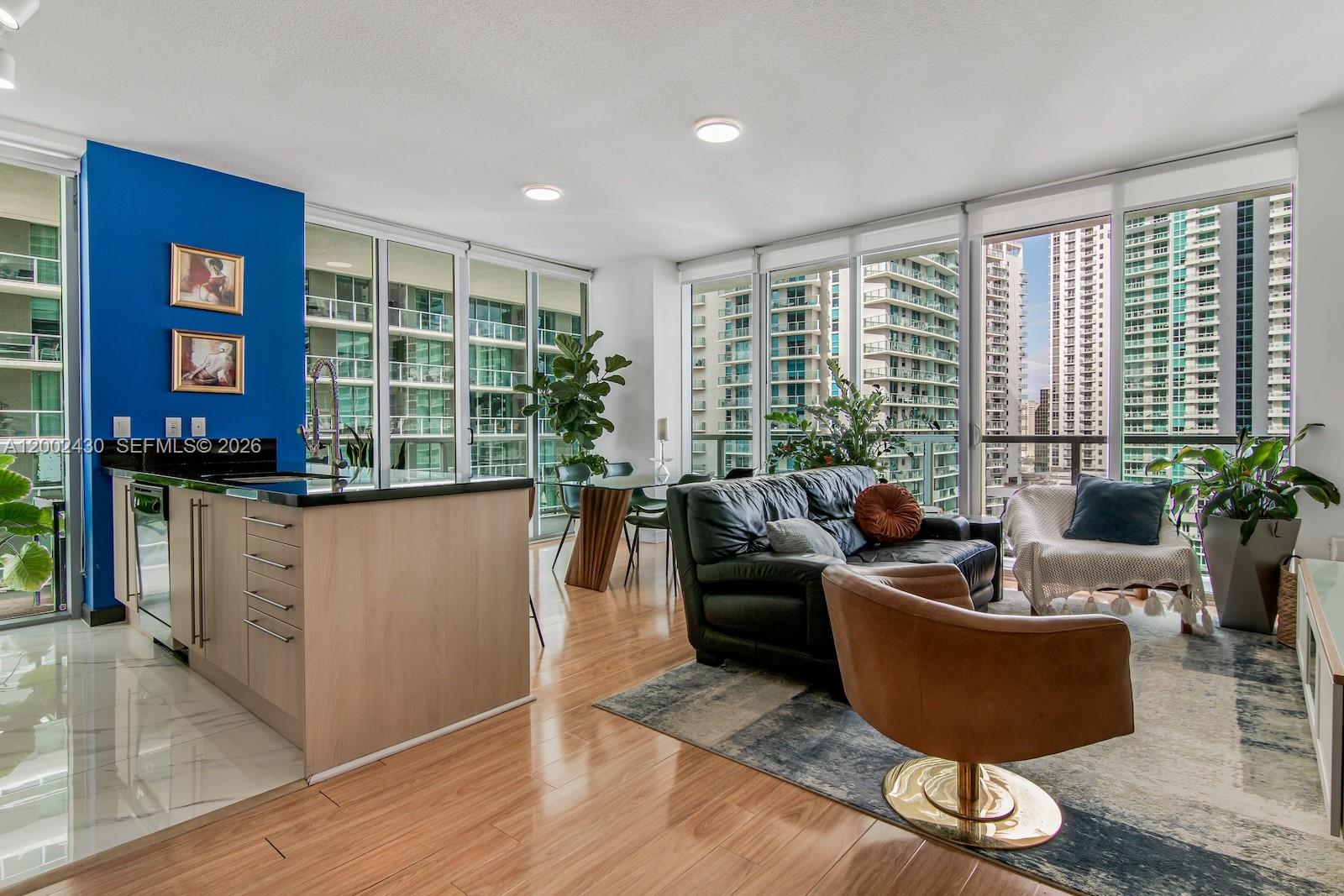 79 SW 12th St Unit: 2107-S