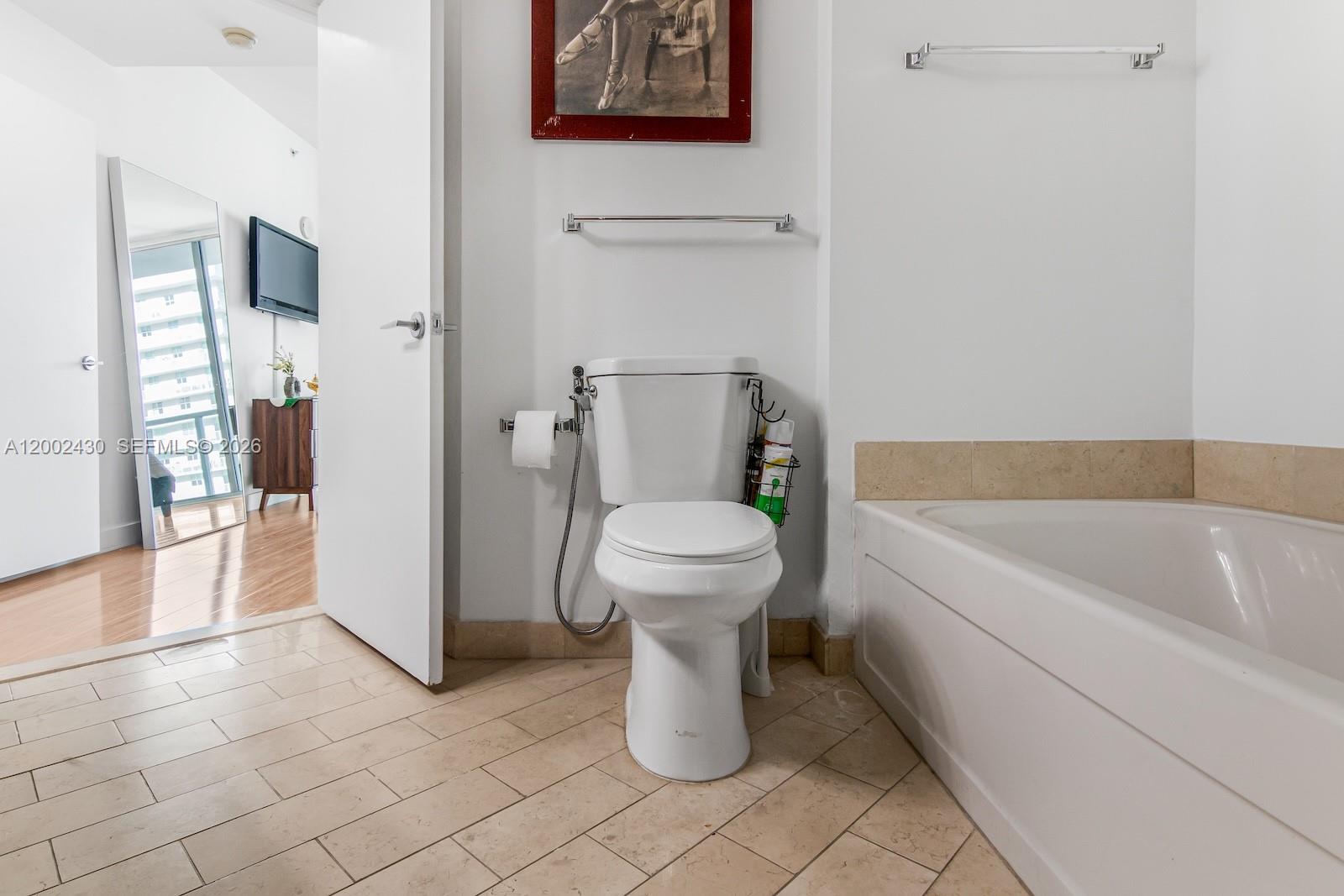 79 SW 12th St Unit: 2107-S