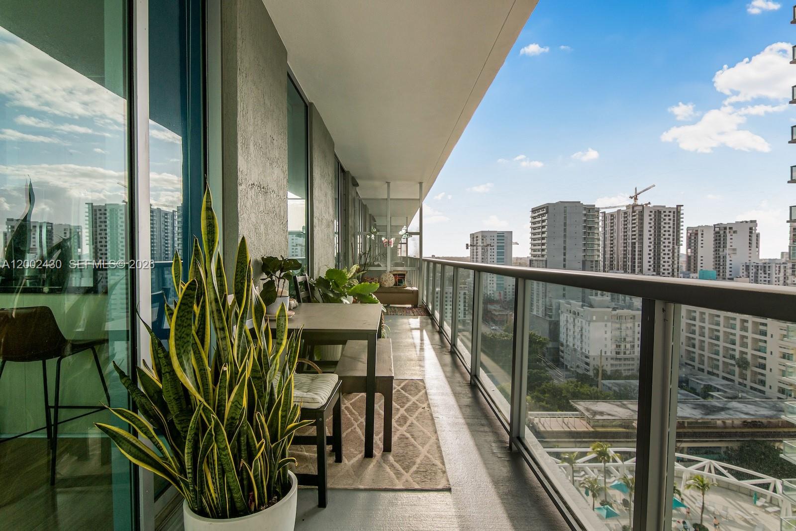 79 SW 12th St Unit: 2107-S