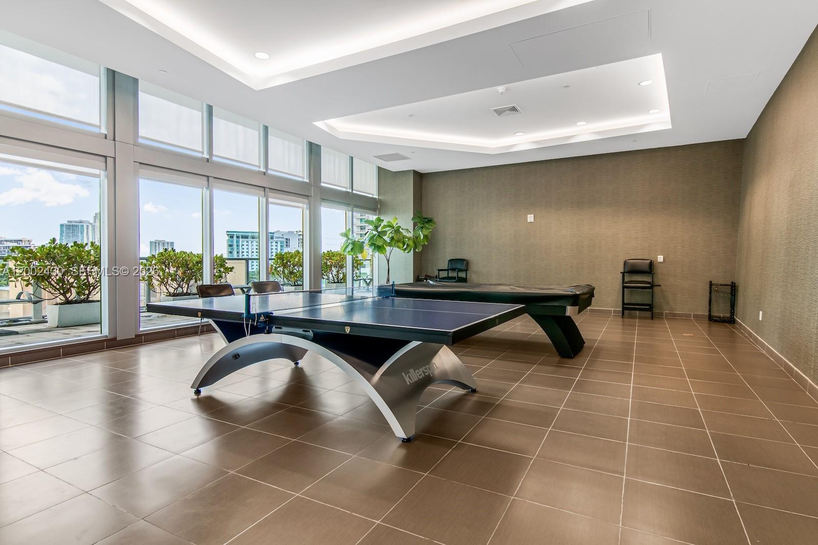 79 SW 12th St Unit: 2107-S