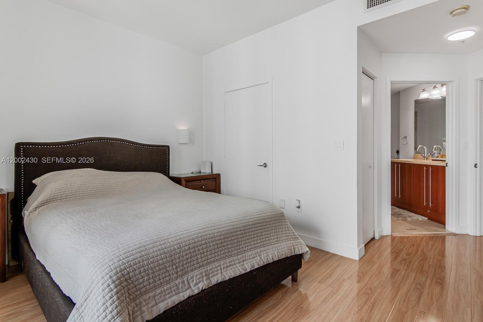 79 SW 12th St Unit: 2107-S