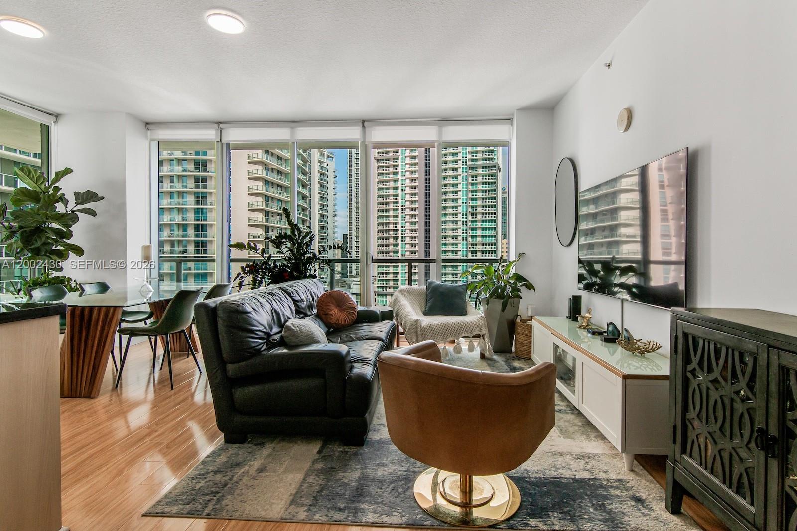 79 SW 12th St Unit: 2107-S