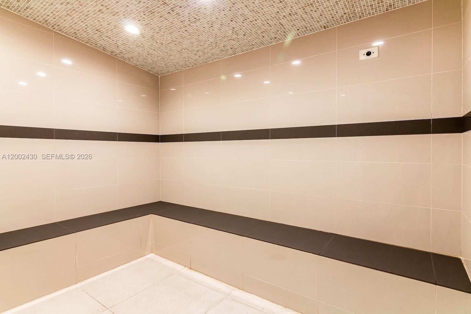 79 SW 12th St Unit: 2107-S