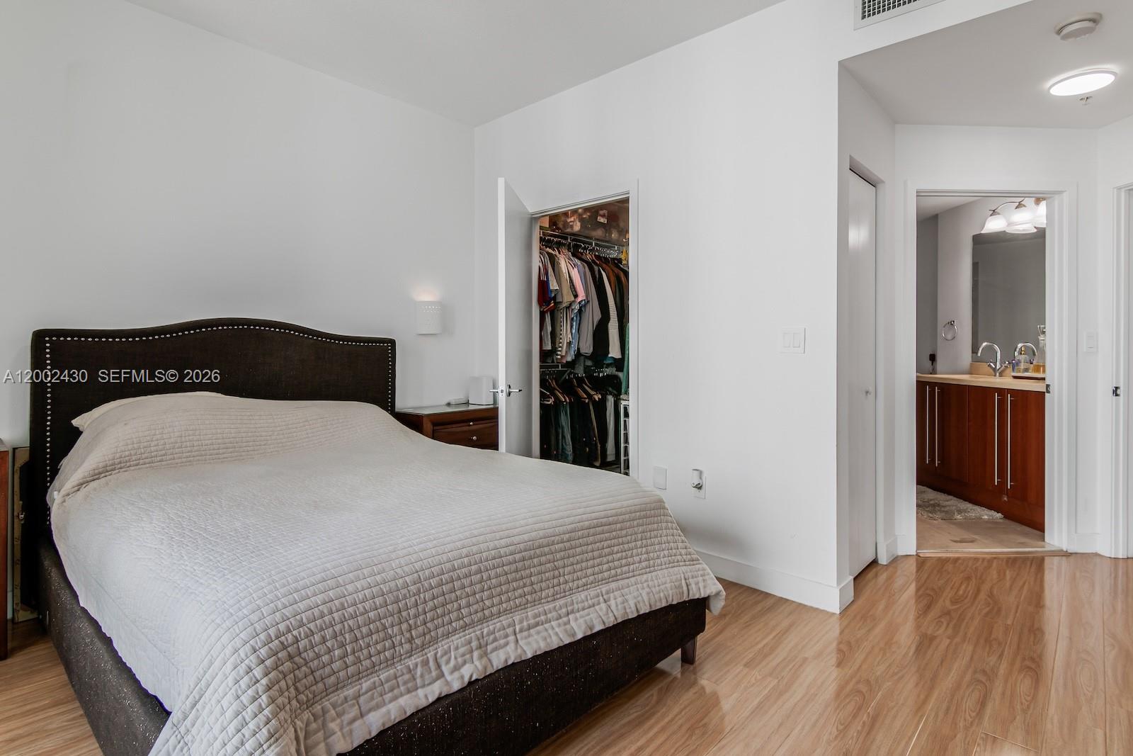 79 SW 12th St Unit: 2107-S