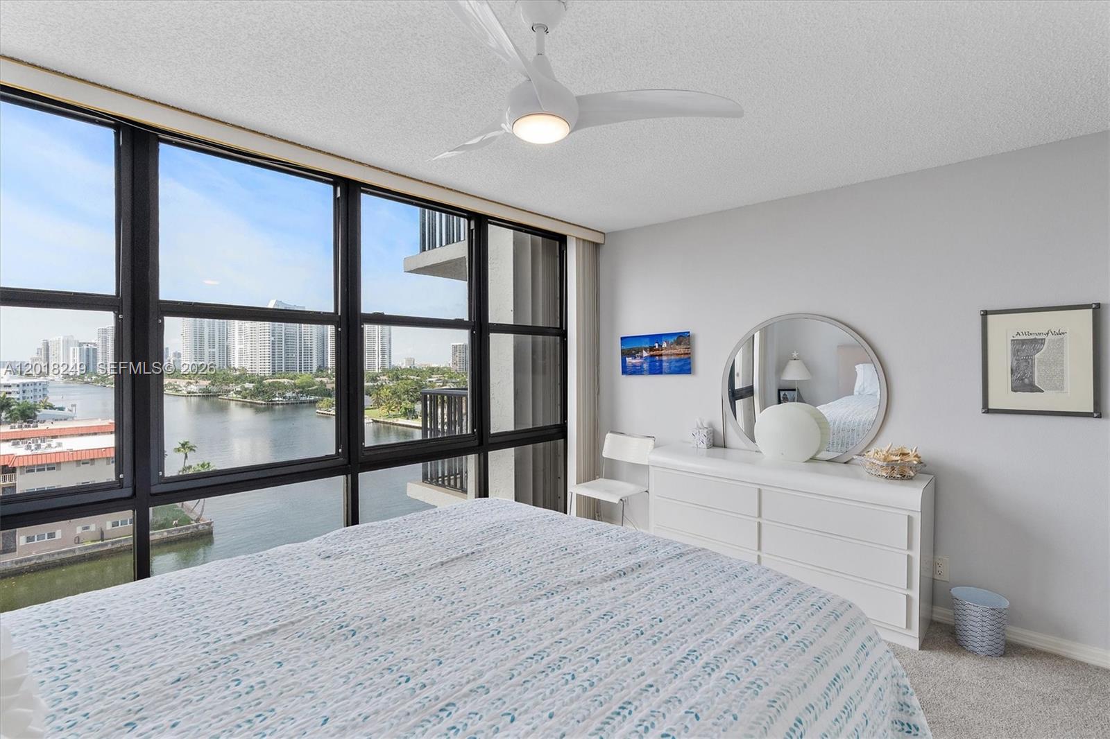 2017 S Ocean Dr # 910