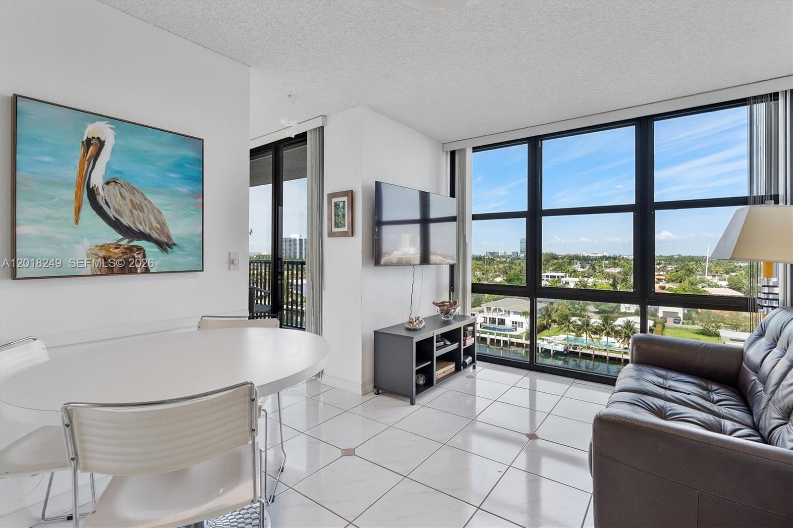 2017 S Ocean Dr # 910