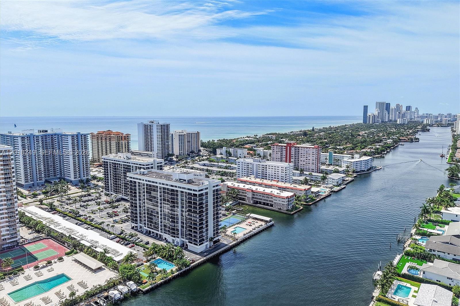2017 S Ocean Dr # 910