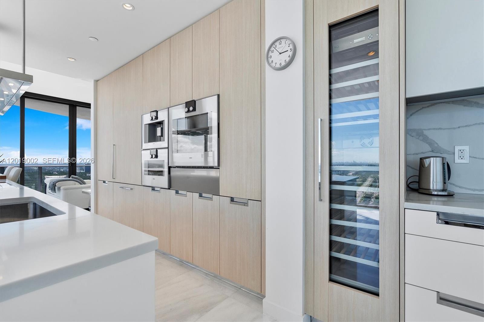 15701 Collins Ave # 3605