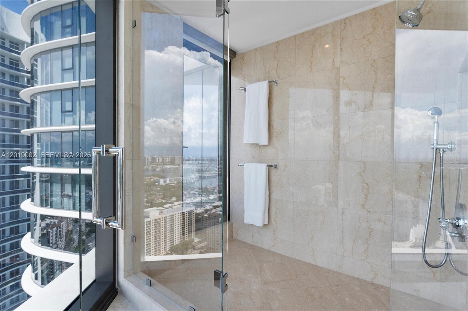 15701 Collins Ave # 3605