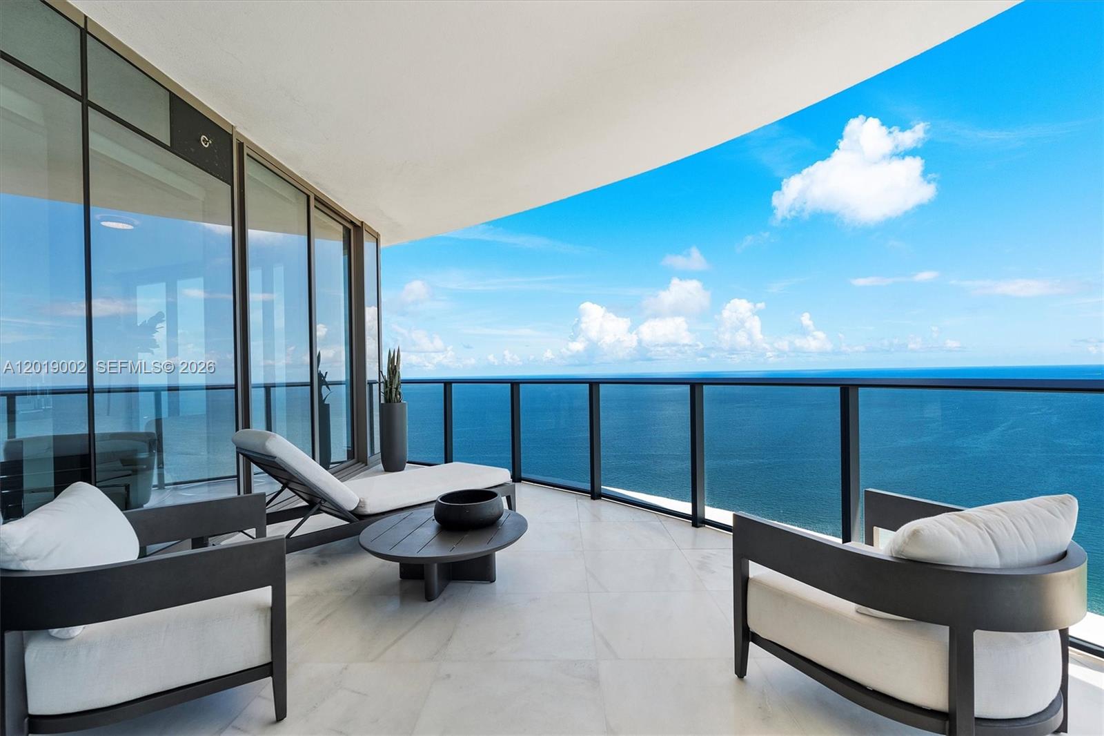 15701 Collins Ave # 3605