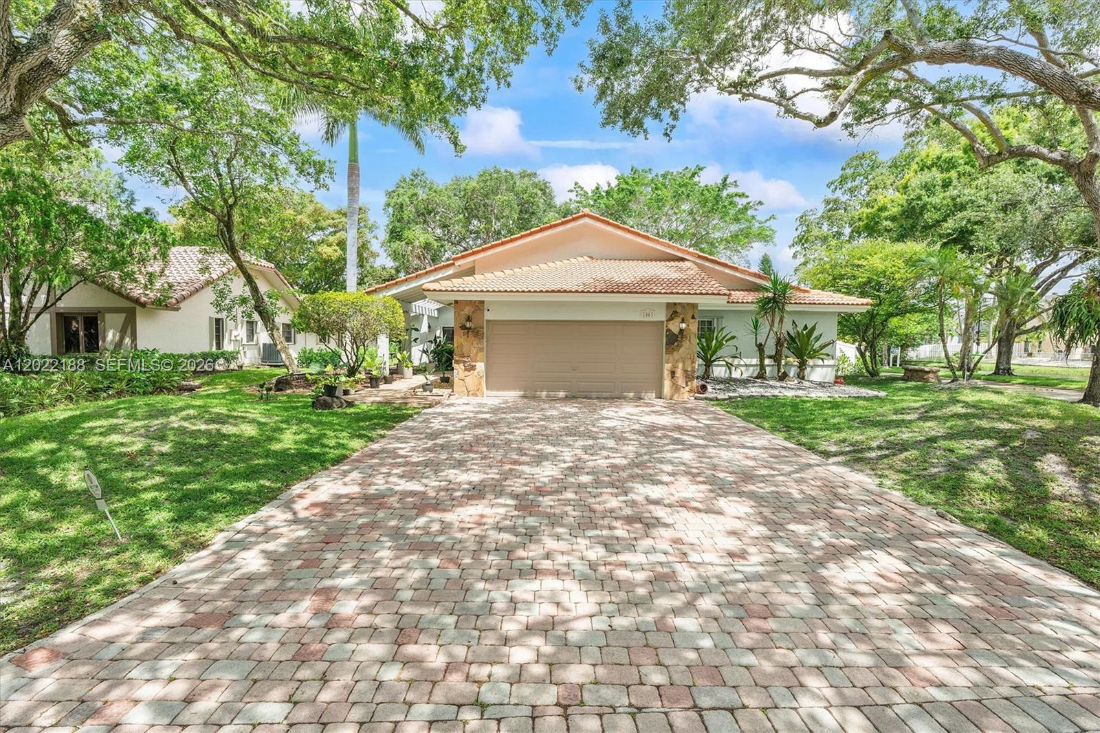 1001 SW 93rd Ave