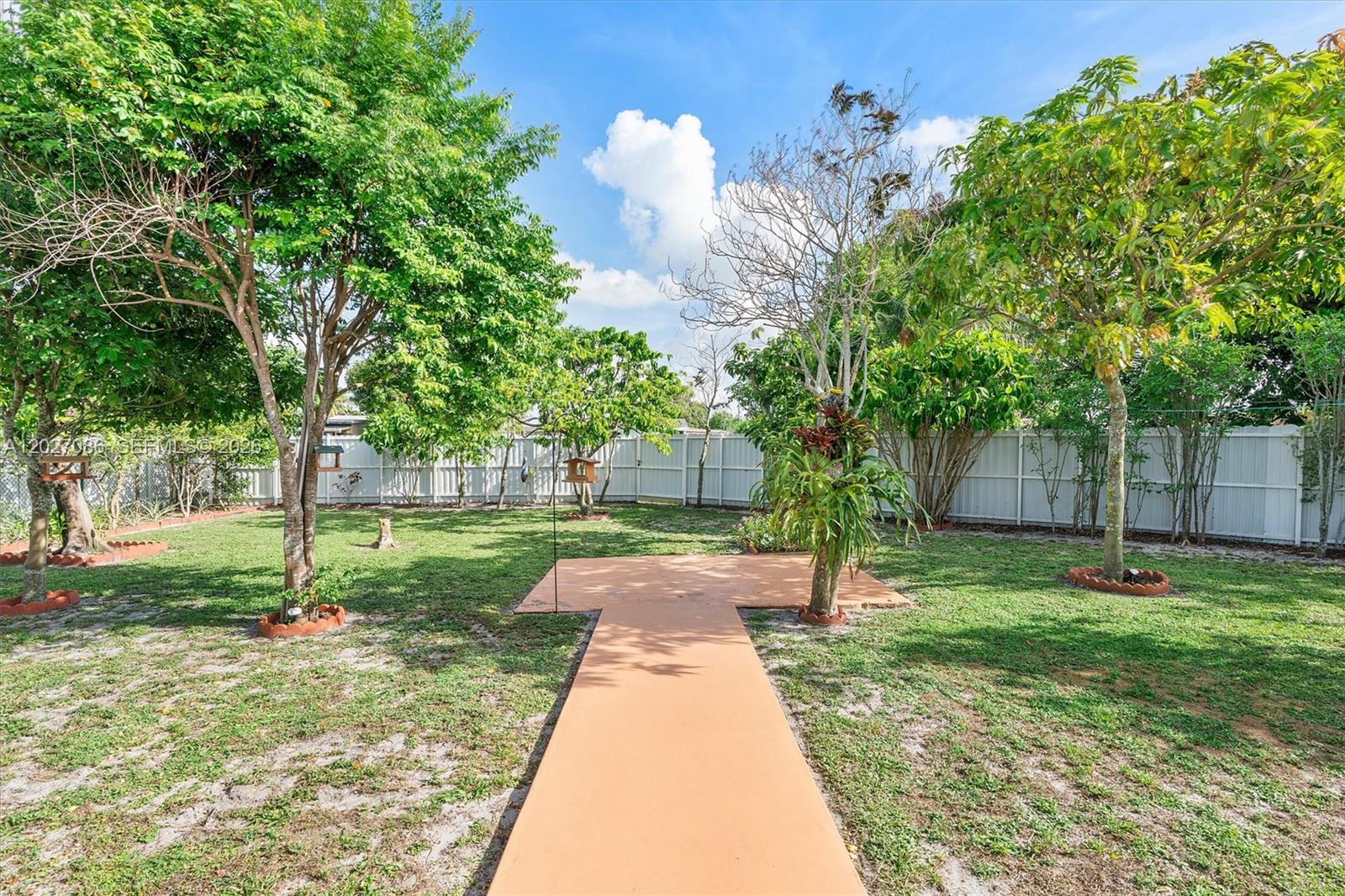 5540 NW 180th Ter
