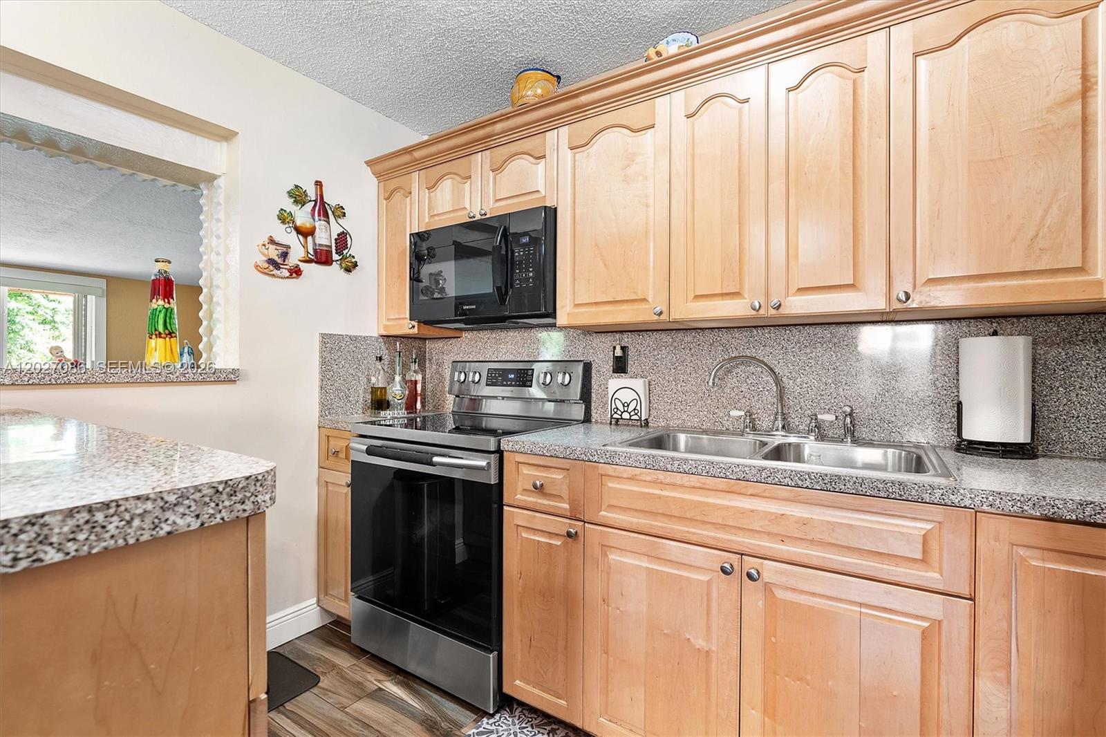 5540 NW 180th Ter