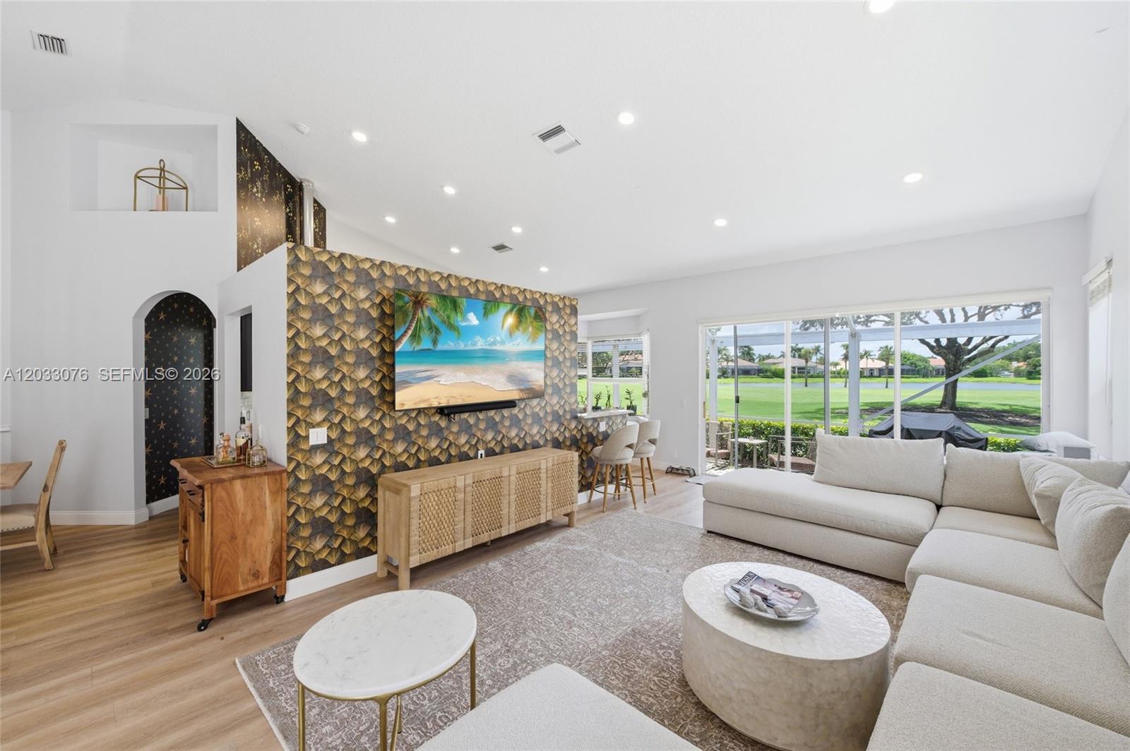 8141 Sandpiper Way