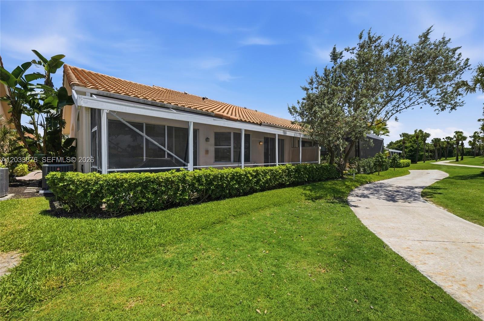 8141 Sandpiper Way