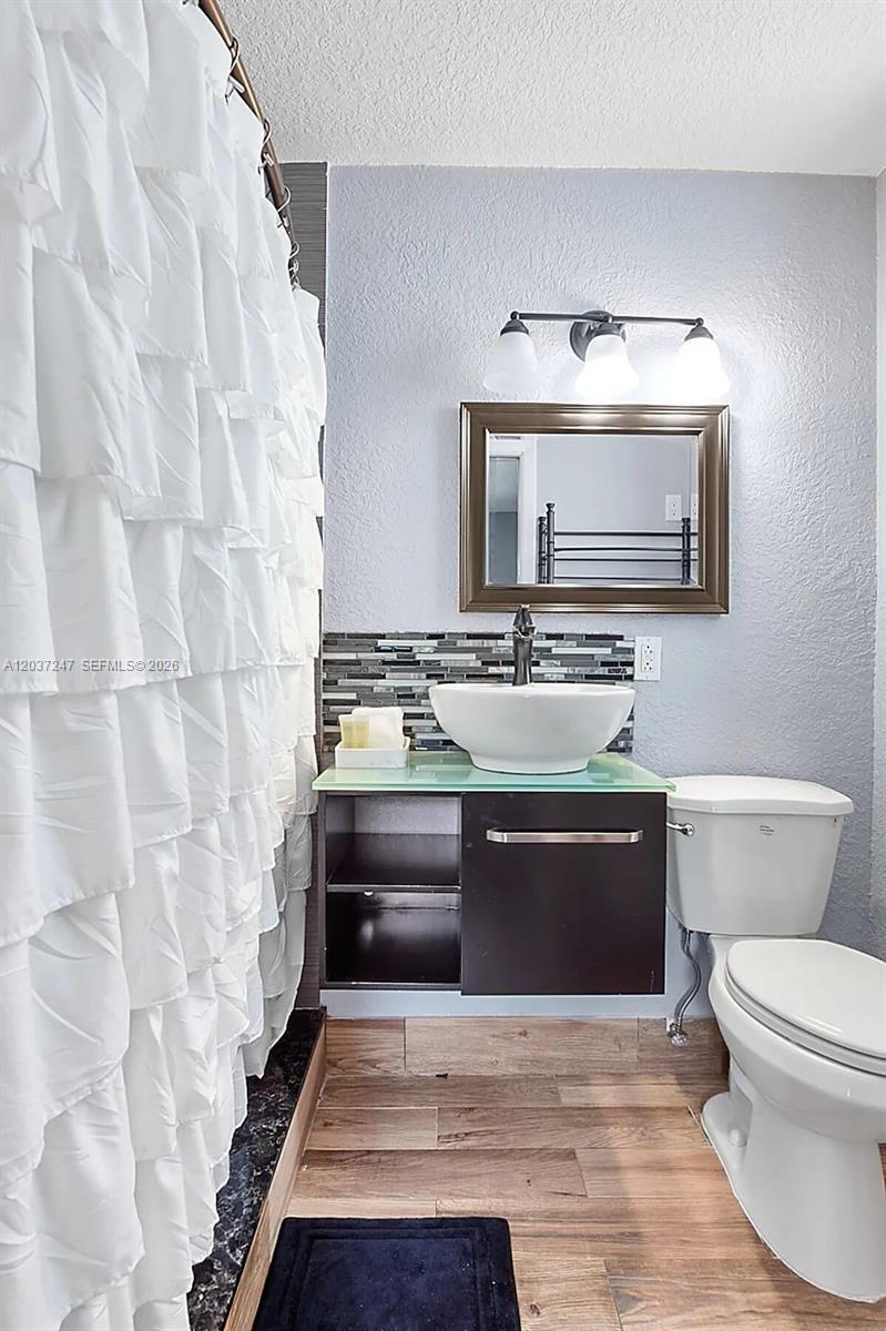 316 NW 29th St