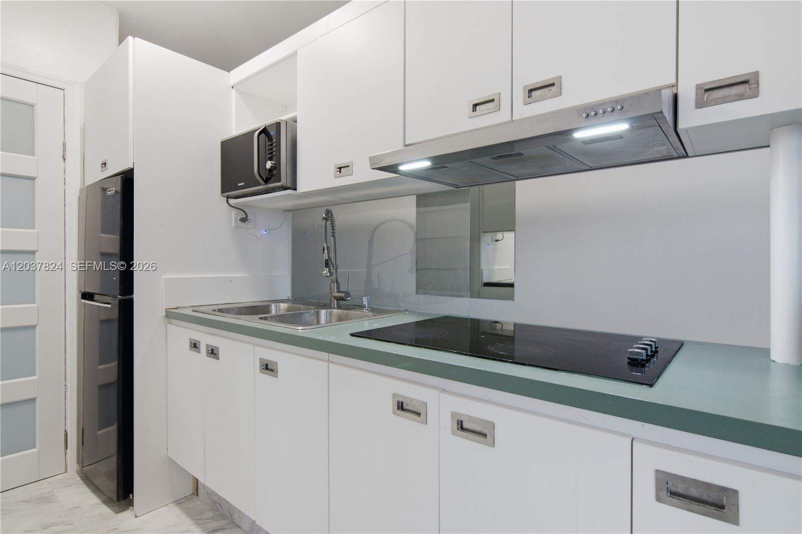 801 Brickell Bay Dr # 764