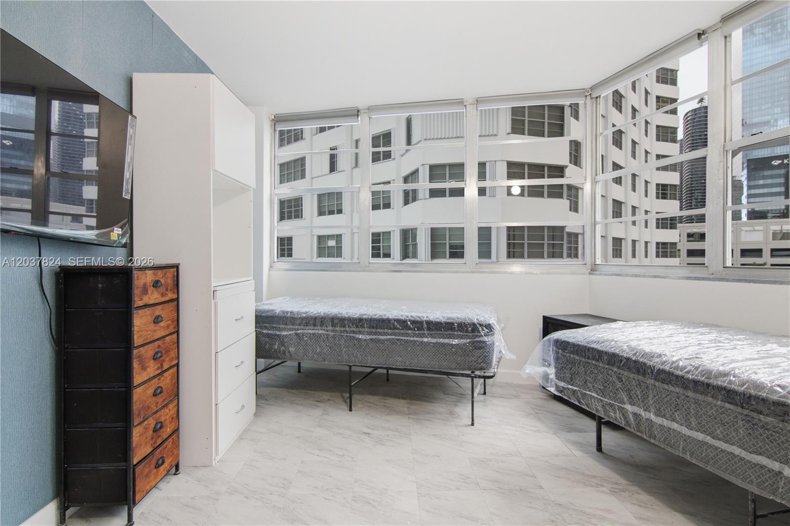 801 Brickell Bay Dr # 764