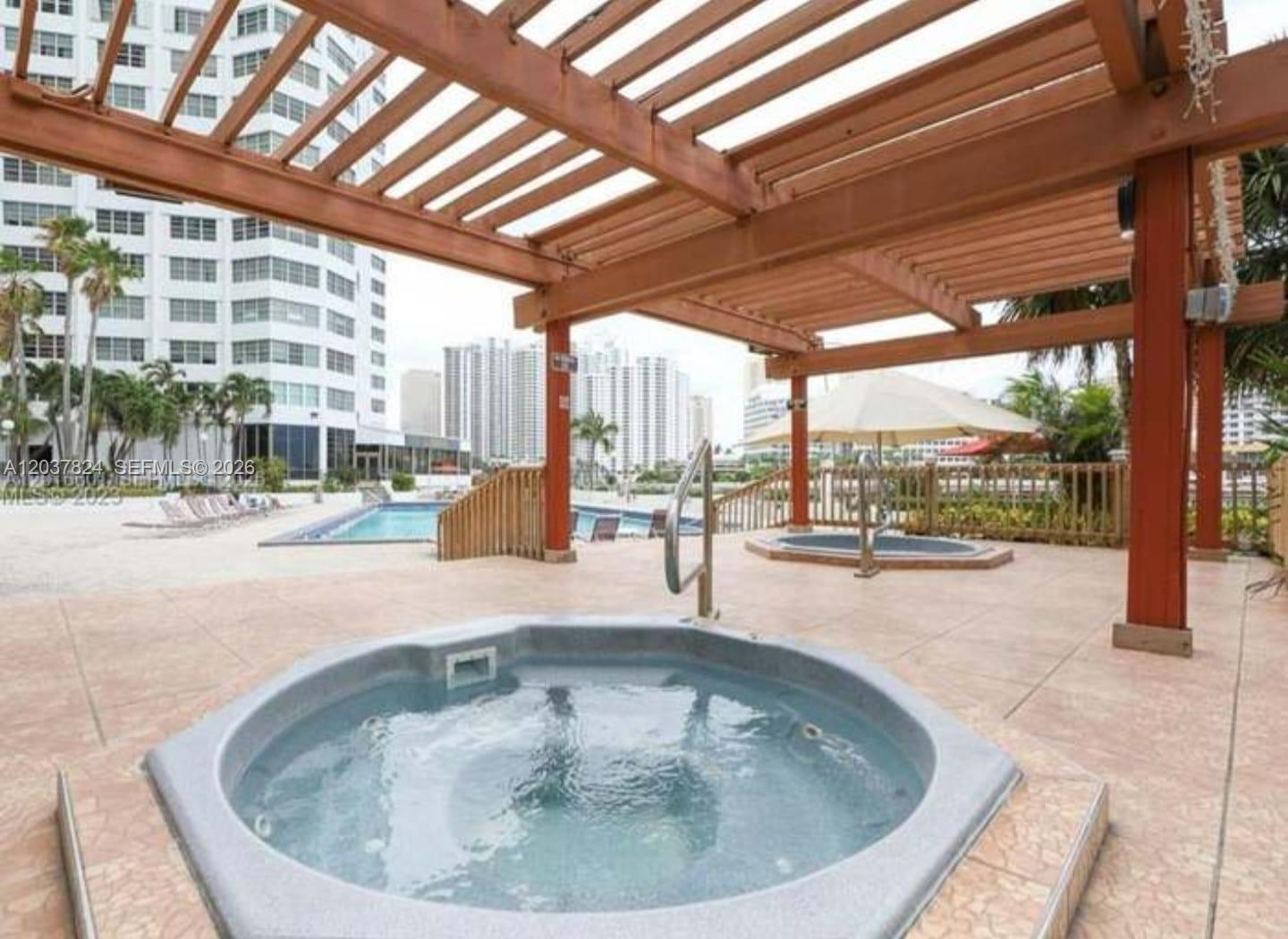 801 Brickell Bay Dr # 764