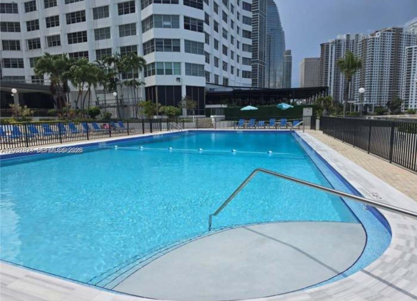 801 Brickell Bay Dr # 764