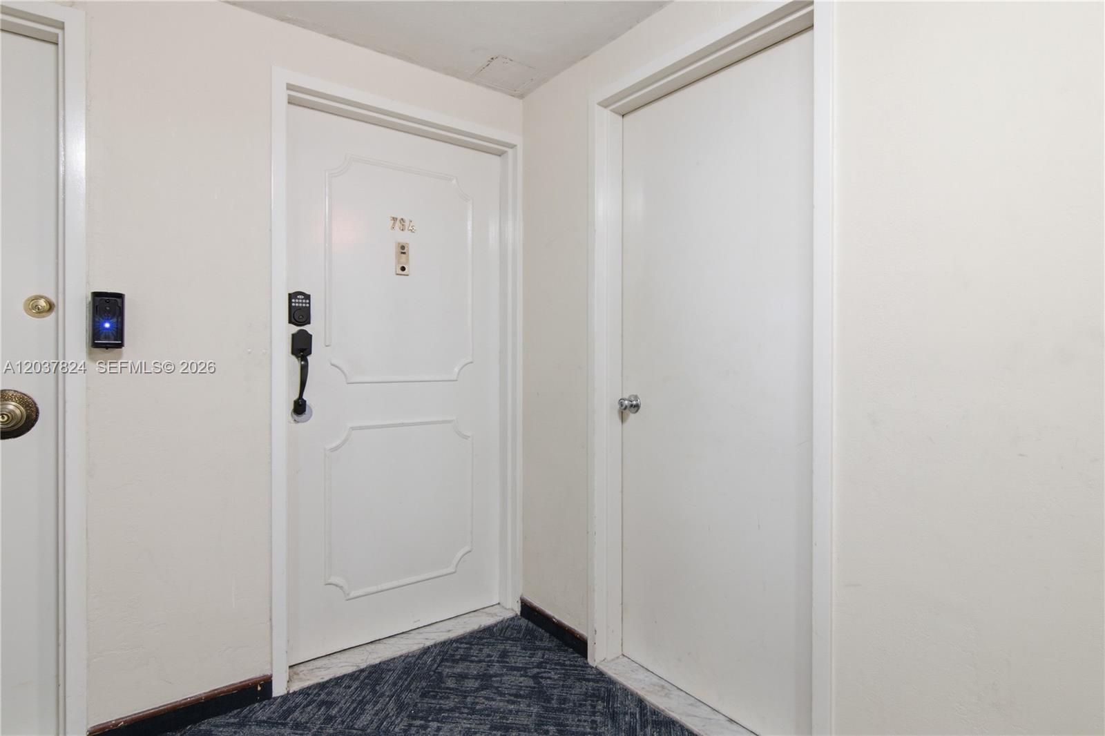 801 Brickell Bay Dr # 764